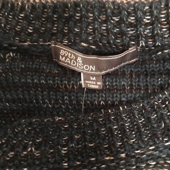 NWT 89th and Madison 2 Front Hem Zip Crew Sweater - Picture 3 of 3